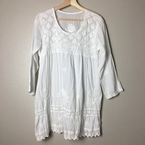 Vintage 90s Style White Embroidered Tunic/Dress